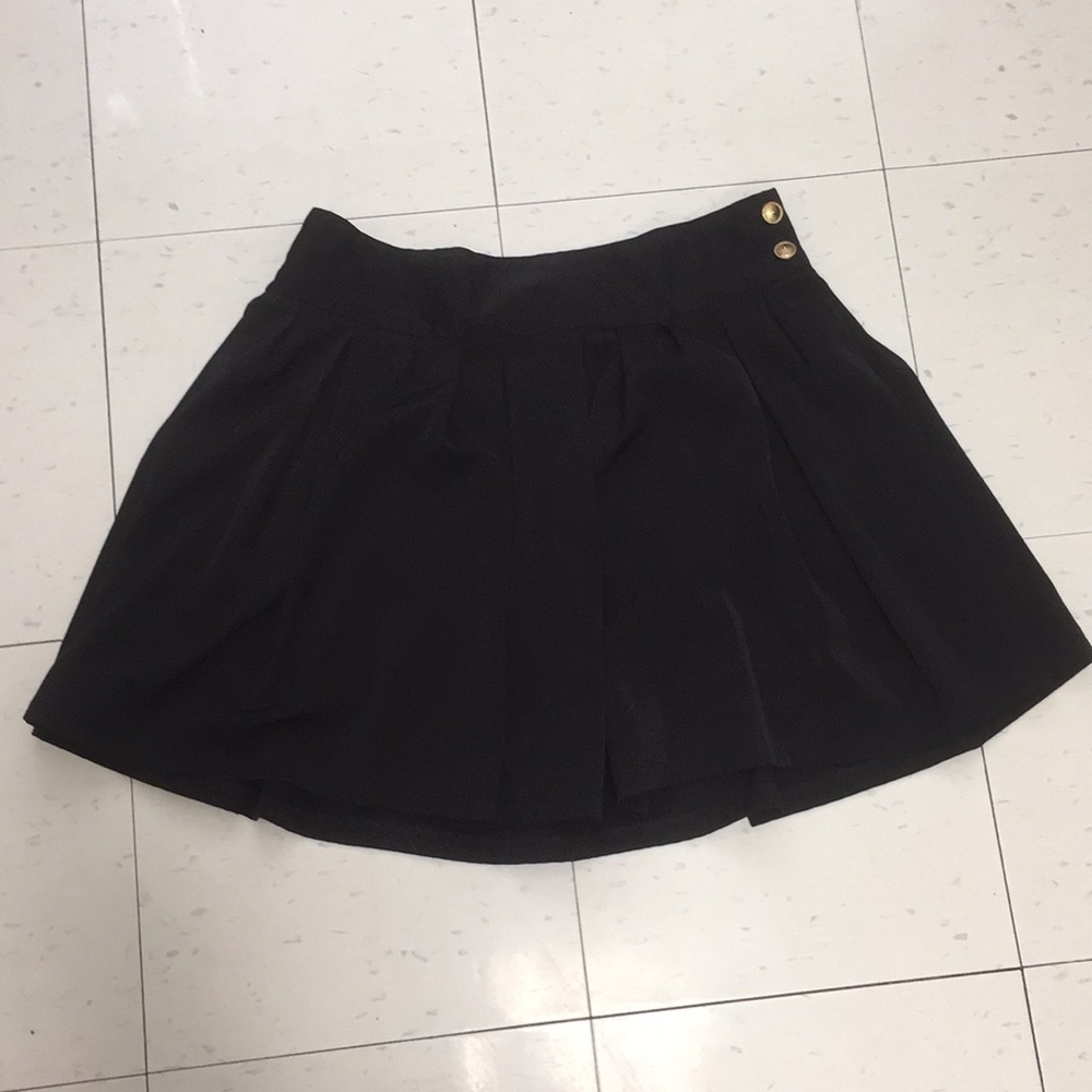 Black Pleated Skirt with Gold Buttons and Pockets
